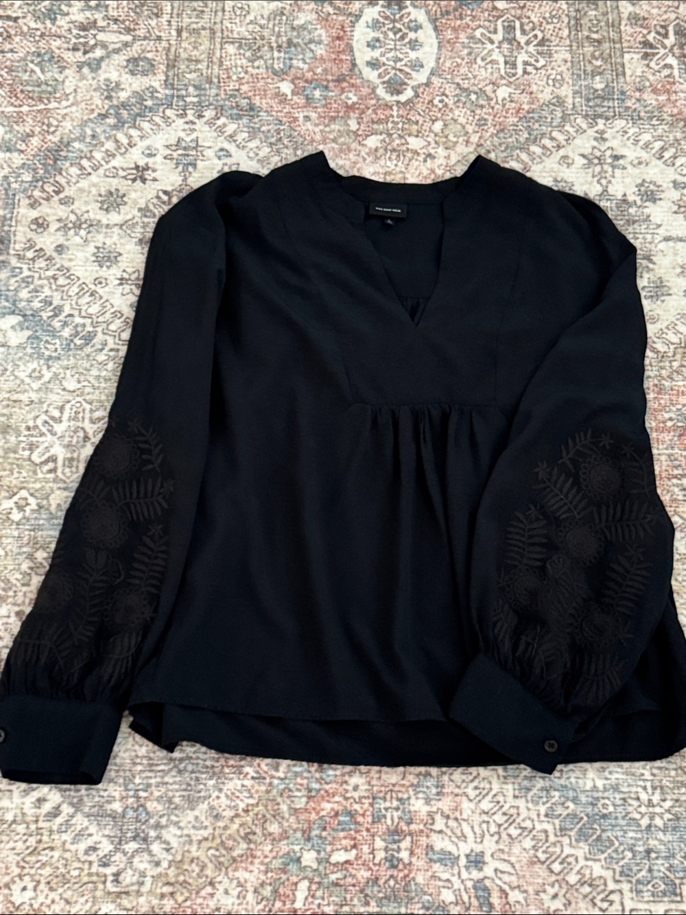 Who What Wear Long Sleeve Embroidered Blouse